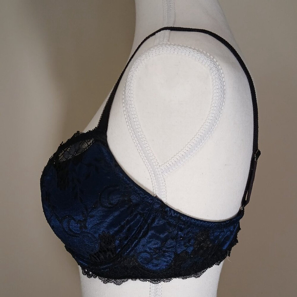 Charade by Change Balconette Bra Satiny Blue with Black Lace Overlay Size 34F - Picture 2 of 8